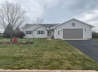 1404 Nicklaus Dr, Merrill, WI 54452