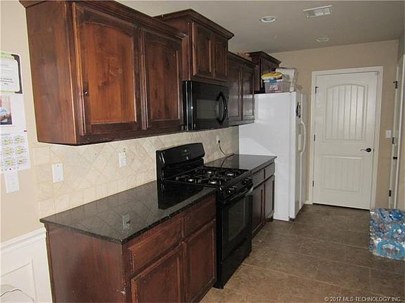 5th image of 3312 S 208 East Ave