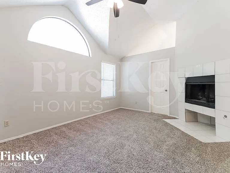 701 Long Hill Ct — Photo 9