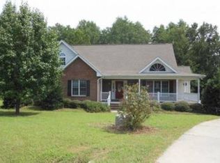 7221 Deer Brook St, Willow Spring, NC 27592