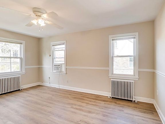 4th image of 8505 Flower Ave #4