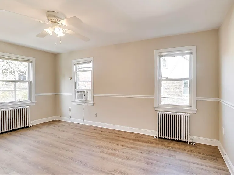 8505 Flower Ave — Photo 3
