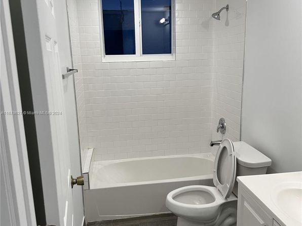 hialeah-florida-2119555508 picture