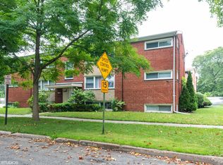 231 Callan Ave #GDN, Evanston, IL 60202
