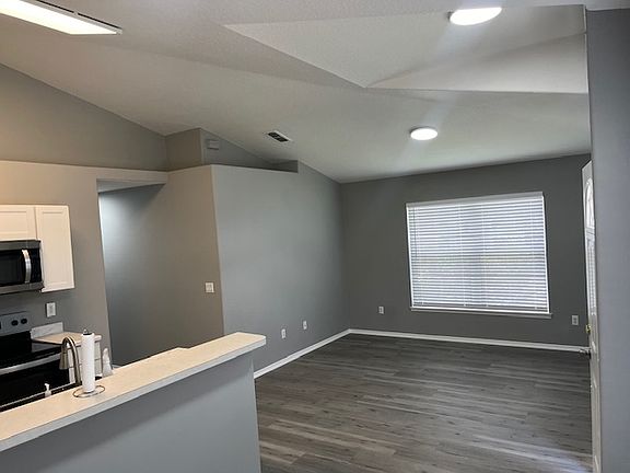 4th image of 7656 Pine Fork Dr