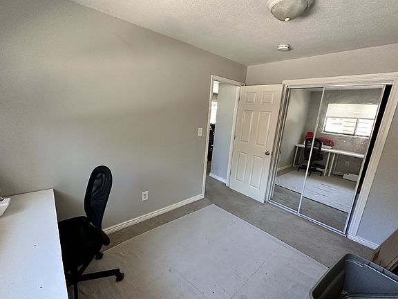 5th image of 2912 W 35th Ave