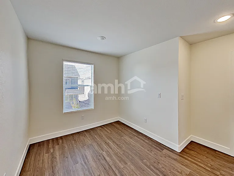 4457 Crestone Peak St — Photo 8