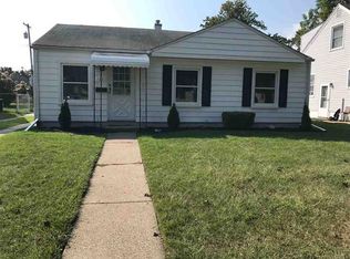 113 Canfield Dr, Mount Clemens, MI 48043