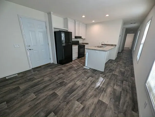 122 Terri Ln #130 — Photo 4