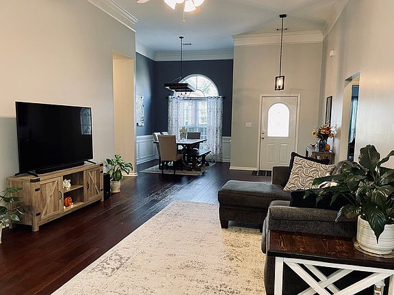 5th image of 509 Marble Falls Drive