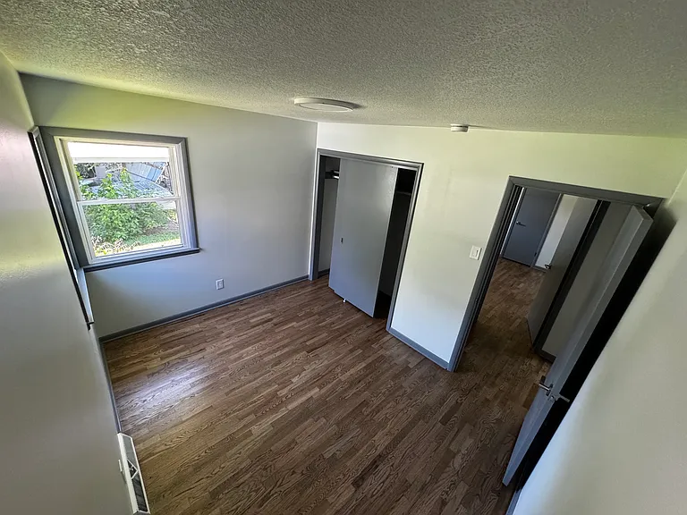 622 NE Emmett St — Photo 11