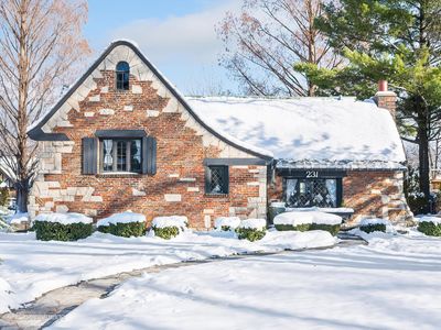 231 S Arlington Ave, Elmhurst, IL, 60126