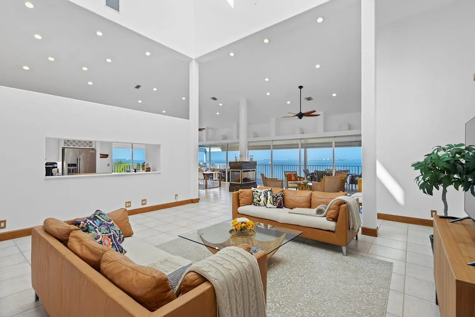 5 bed, 3.0 bath, 4596 sqft, $17,523 — Photo 1