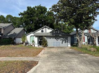 7627 Redwood Country Rd, Orlando, FL 32835