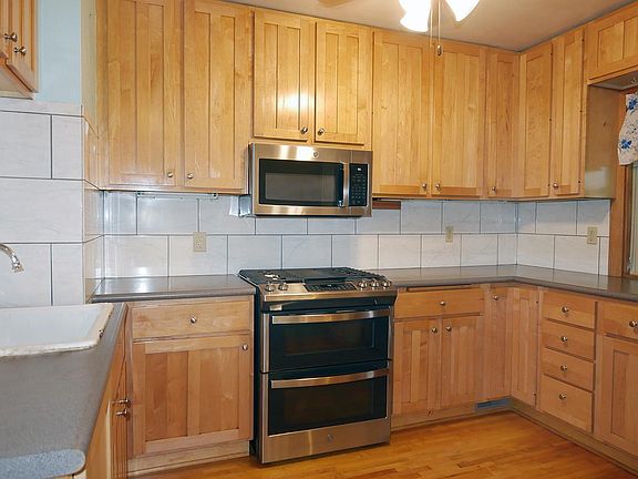 2nd image of 4206 Upton Ave N