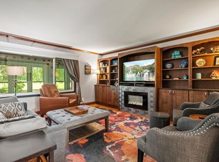 8544 Demontreville Trl N, Lake Elmo, MN 55042
