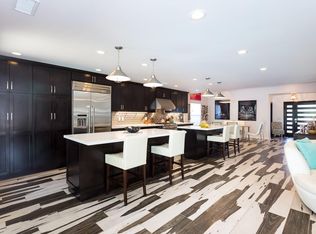 812 Crest Dr, Encinitas, CA 92024