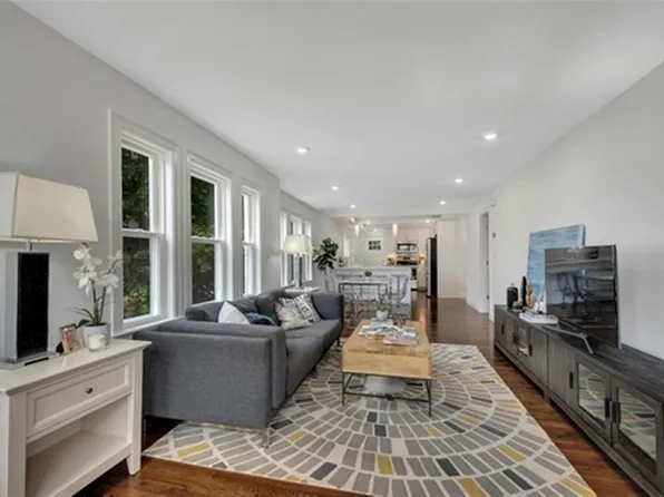 12 Sydney St, Medford, MA