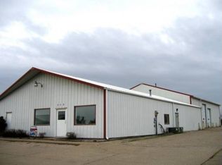 909 Broadway St, West Burlington, IA 52655