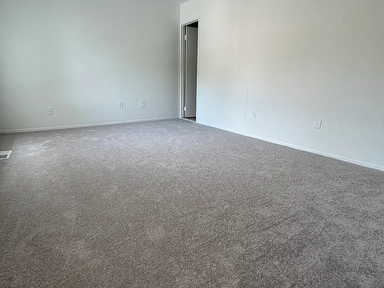 12454 Andover Ct — Photo 14