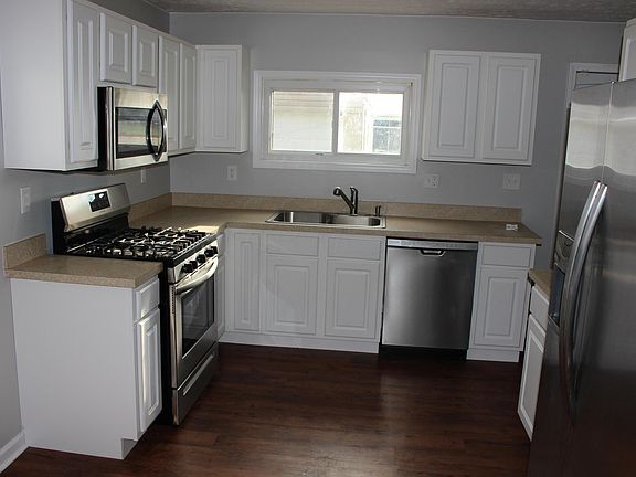 3rd image of 4115 E Virginia Cres