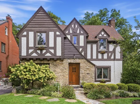 1114 Salisbury Dr, Cincinnati, OH 45226