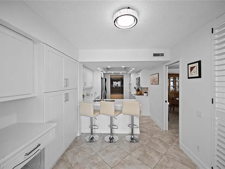 4401 Gulf Shore Blvd N #C-804 — Photo 15