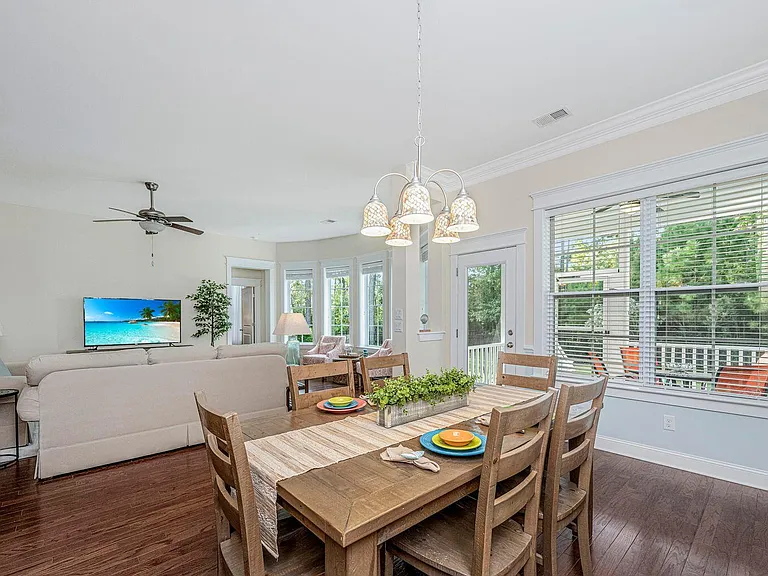 3695 Spindrift Dr — Photo 6