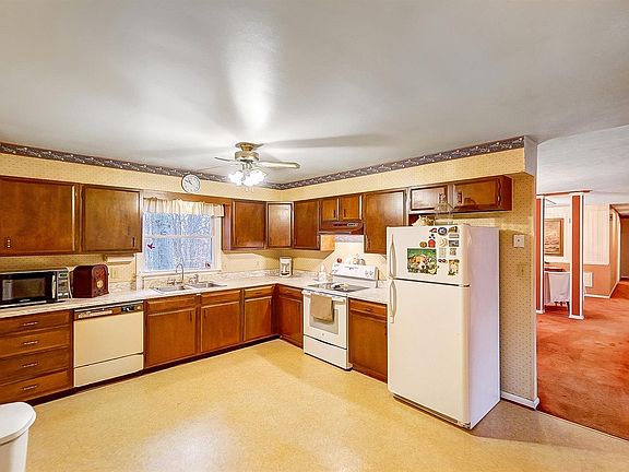 4th image of 3463 Cumberland Dr Lot 33