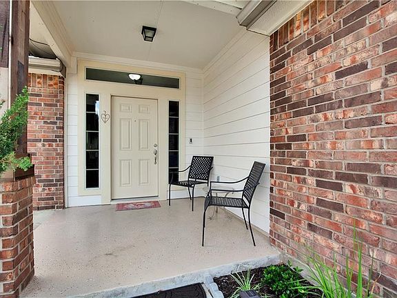 3rd image of 12215 Timber Arch Ln
