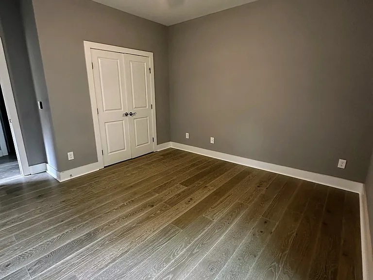 1081 Sims St SW — Photo 9