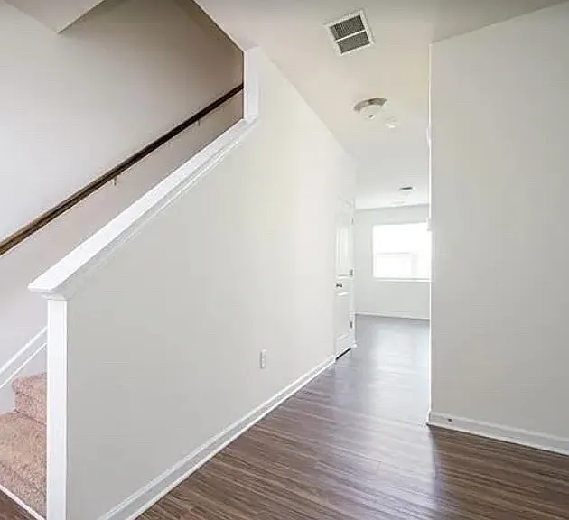 6353 Mountain Home Way SE — Photo 2