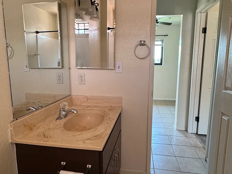 15 W Mountain View St #13 — Photo 7