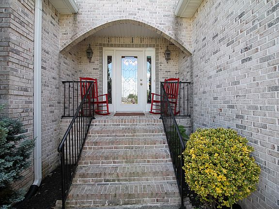 2nd image of 510 Liberty Dr