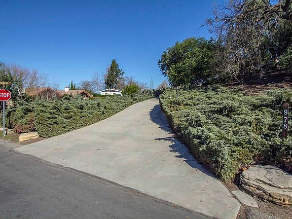 2nd image of 978 Encino Vista Dr