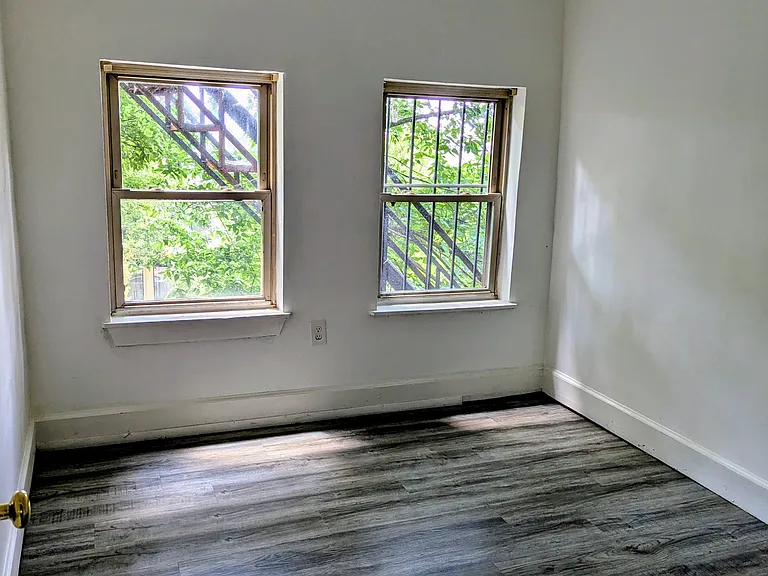 445 W McMicken Ave #1R — Photo 7