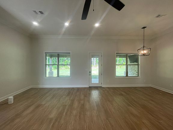4th image of 64 Rigby Ln