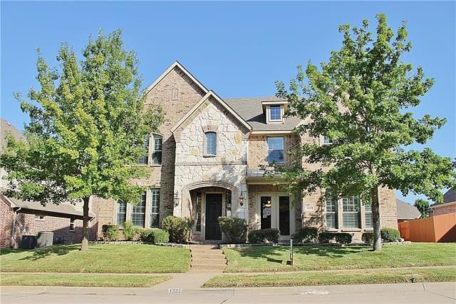 1st image of 1222 Luna Ln