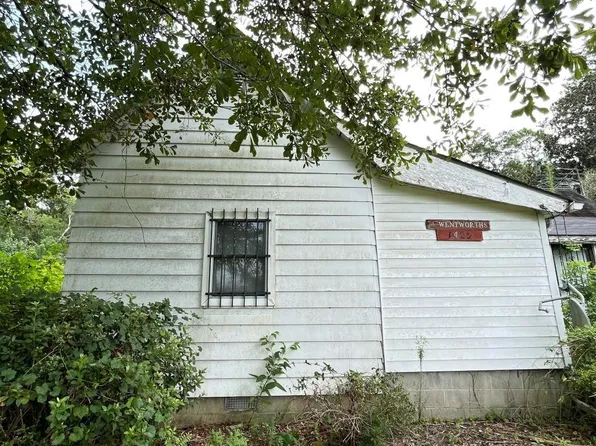 1425 Bucksville Dr., Conway, SC 29527