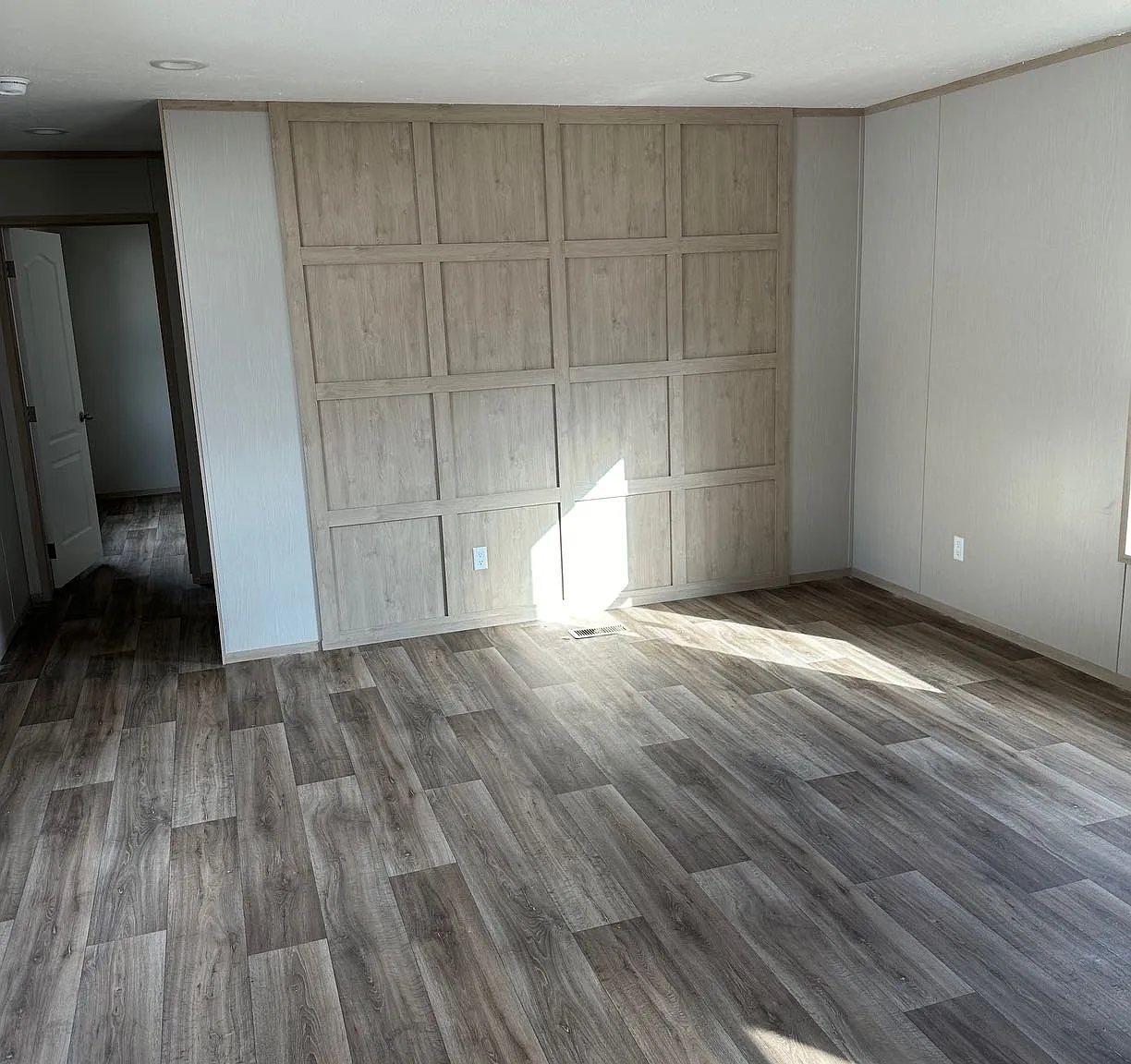 3 bed, 1216 sqft, $68,500 — Photo 4