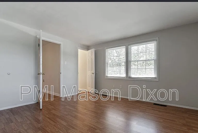 12718 Haskell Ln — Photo 14