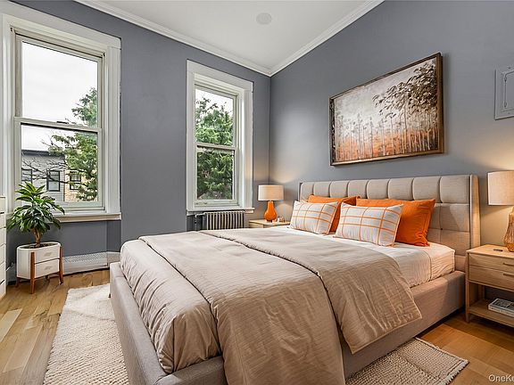 3rd image of 298 Cooper Street #4