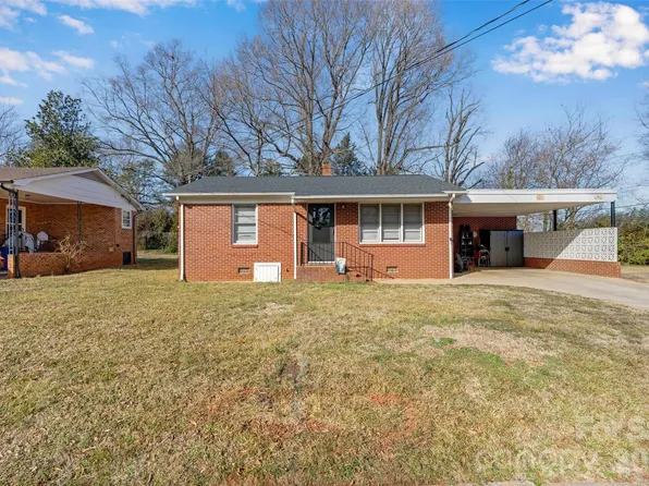 109 9th St SE, Conover, NC 28613