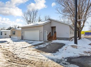 436 Hudson Ave W, Mankato, MN 56001