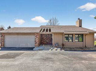 1724 Boulder Dr, Darien, IL