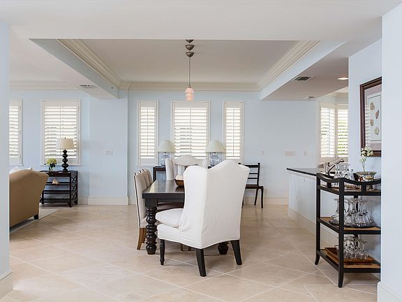 5th image of 3 Royal Palm Pointe