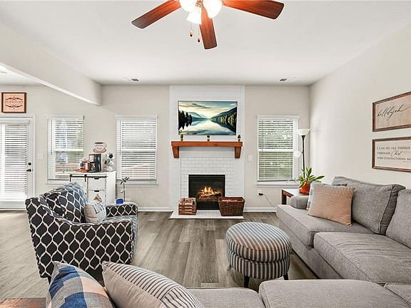 5th image of 408 Rio Dell Ct
