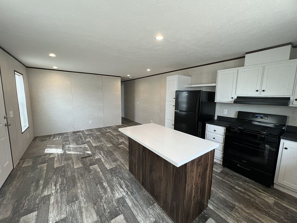 1st image of 607 W Elm Ave #171