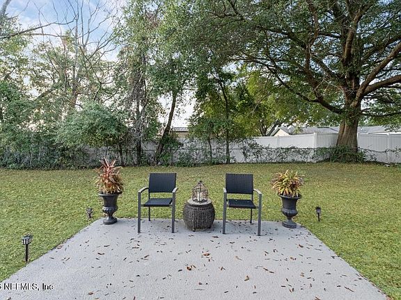5th image of 11430 QUAILHOLLOW Drive
