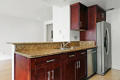 6242 1/2 Shoup Ave — Photo 14